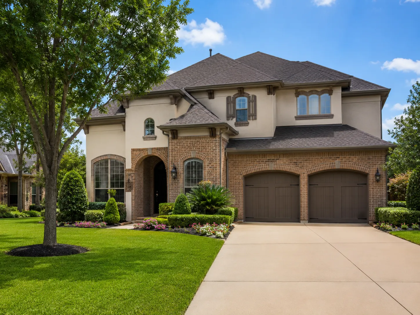 We buy houses Sugar Land TX for homeowners selling property as is